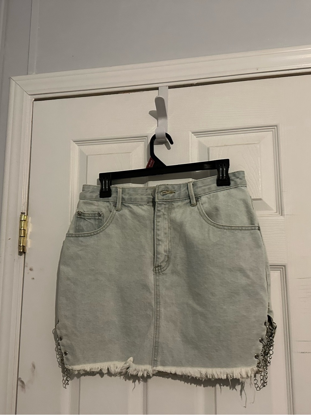PrettyLittleThing Light Wash Denim Chain Mini Skirt size 12